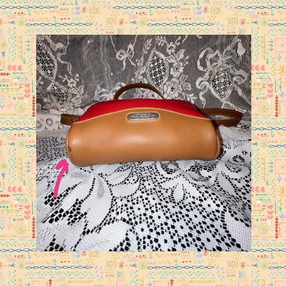 The Original Arizona Red Crossbody Bag - Picture 6 of 8